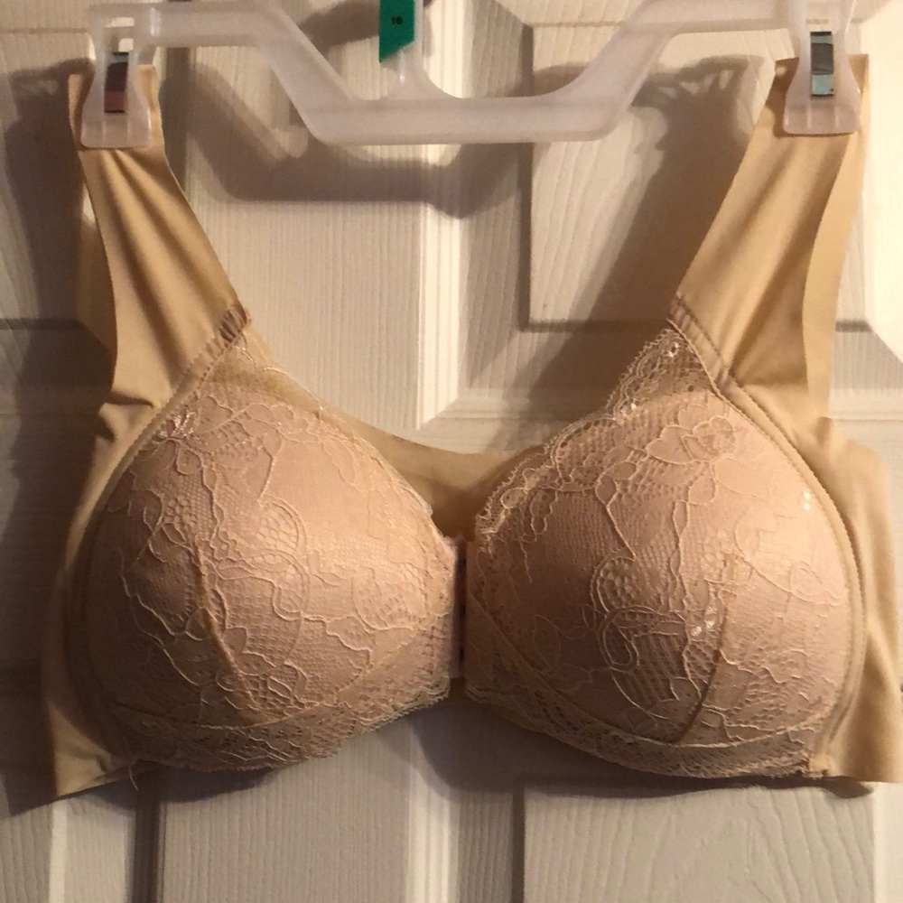 NWOT Lace Bra